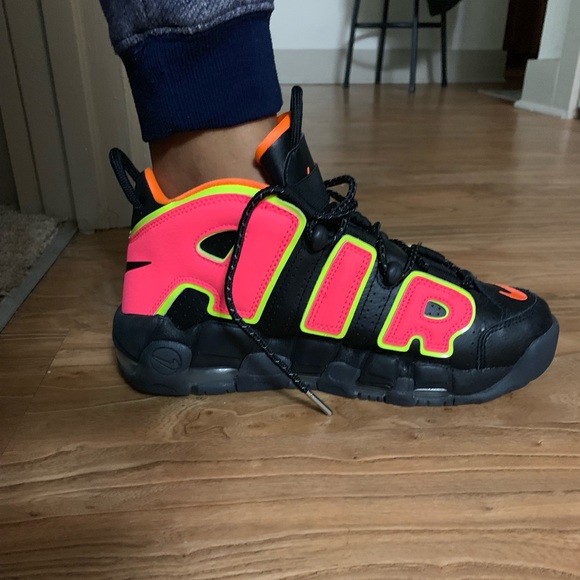 Womens Air More Uptempo Hot Punch Pippen Sz 8.5 - Picture 6 of 6